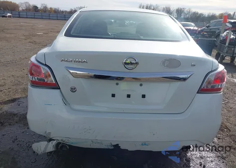 2015 Nissan Altima 2.5 S из США, поврежденный, VIN 1N4AL3AP6FN367222
